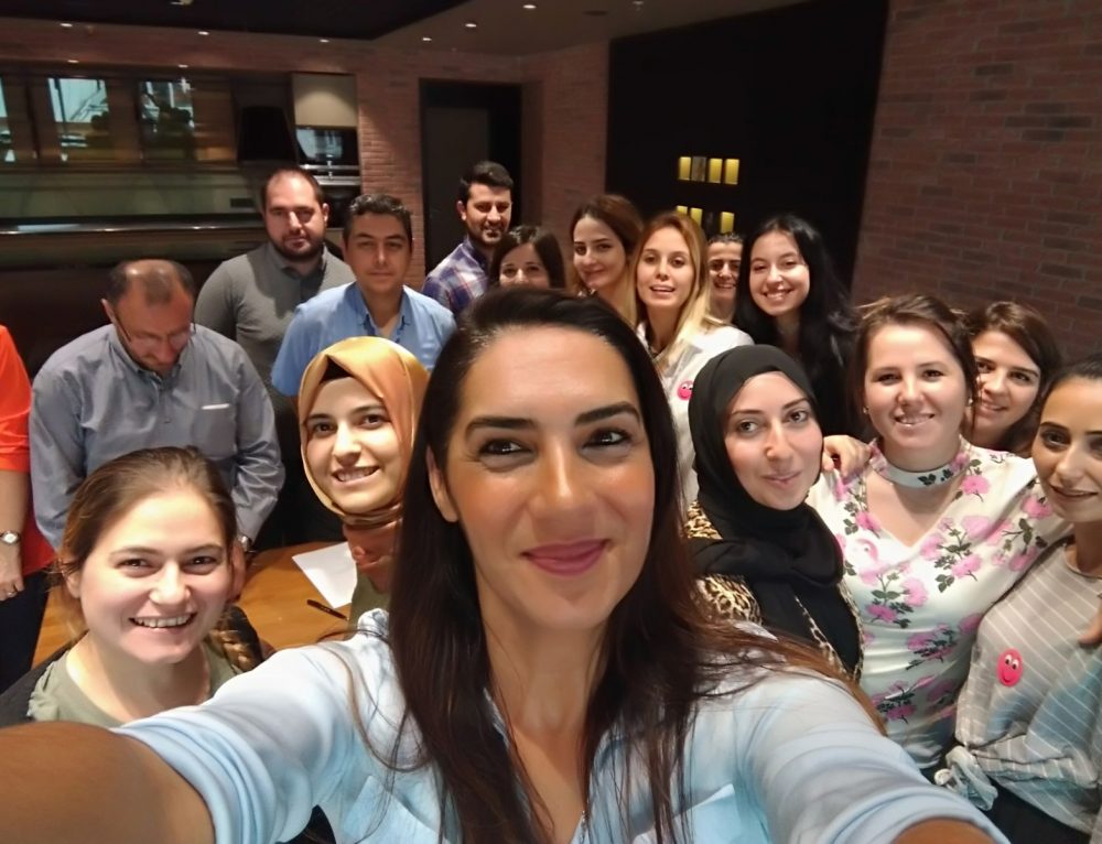 Karaca Ticaret Grubu ile Mutluluk Arzusu Seminerinde Mutlu Olduk